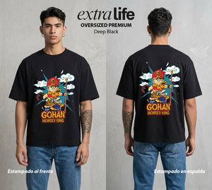 El Poder de las Esferas | El Hijo del Guerrero #00747 - Playera Oversized Premium | Deep Black - Foto en modelo
