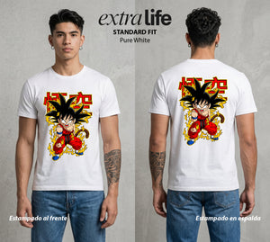 El Poder de las Esferas | El Elegido del Universo #00787 - Playera Standard Fit | Pure White - Foto en modelo