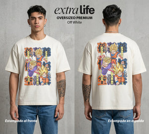 El Poder de las Esferas | El Mini Guerrero #00809 - Playera Oversized Premium | Off White - Foto en modelo