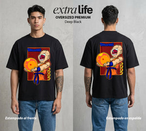 El Poder de las Esferas | El Mas Fuerte Humano #00834 - Playera Oversized Premium | Deep Black - Foto en modelo