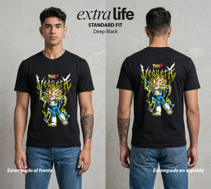 El Poder de las Esferas | El Principe Caido #00906 - Playera Standard Fit | Deep Black - Foto en modelo