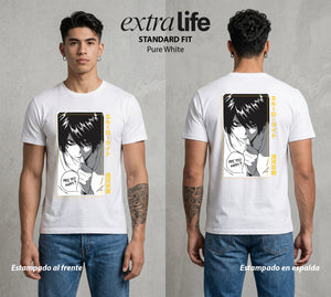 El Cuaderno del Juicio | Death Note L #00933 - Playera Standard Fit | Pure White - Foto en modelo