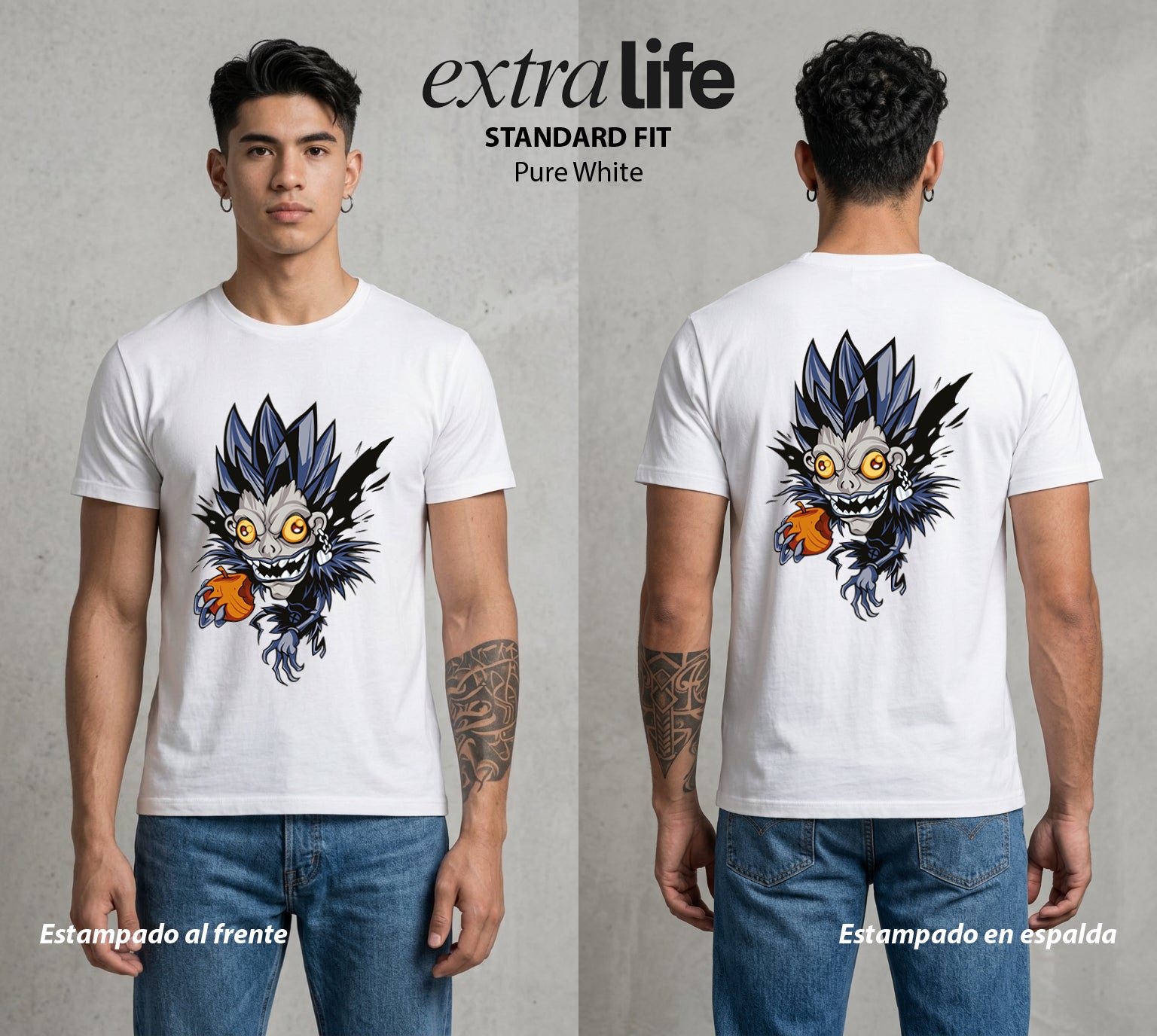 El Cuaderno del Juicio | El Shinigami Curioso #00942 - Playera Standard Fit | Pure White - Foto en modelo