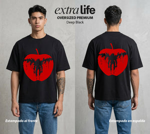 El Cuaderno del Juicio | El Shinigami Curioso #00945 - Playera Oversized Premium | Deep Black - Foto en modelo