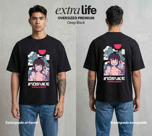 Cazadores de la Noche | Mascara de Jabali Chibi #00974 - Playera Oversized Premium | Deep Black - Foto en modelo