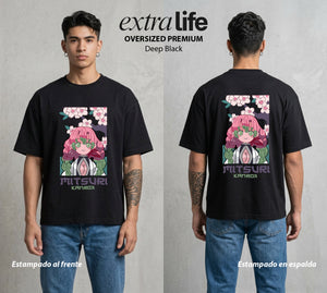 Cazadores de la Noche | La Flexibilidad del Amor Chibi #00978 - Playera Oversized Premium | Deep Black - Foto en modelo