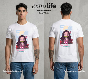 Cazadores de la Noche | La Hermana de Bambu Chibi #00981 - Playera Standard Fit | Pure White - Foto en modelo