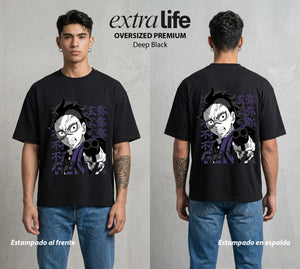 Cazadores de la Noche | El Hermano del Viento #01009 - Playera Oversized Premium | Deep Black - Foto en modelo