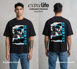 Cazadores de la Noche | El Agua sin Sonido #01013 - Playera Oversized Premium | Deep Black - Foto en modelo