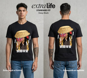 Cazadores de la Noche | El Artesano del Bien #01025 - Playera Standard Fit | Deep Black - Foto en modelo