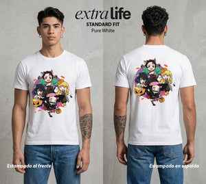 Cazadores de la Noche | Los Heroes del Futuro en Halloween #01026 - Playera Standard Fit | Pure White - Foto en modelo
