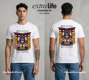 Cazadores de la Noche | Doble Filo y Furia #01058 - Playera Standard Fit | Pure White - Foto en modelo