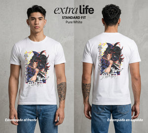 Cazadores de la Noche | La Luna Superior #01073 - Playera Standard Fit | Pure White - Foto en modelo
