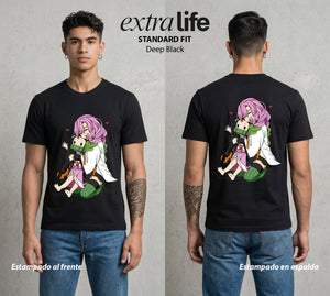 Cazadores de la Noche | La Hermana de Bambu #01105 - Playera Standard Fit | Deep Black - Foto en modelo