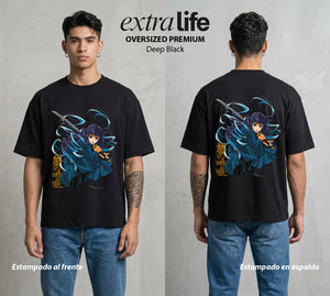 Cazadores de la Noche | Niebla sin Memoria #01109 - Playera Oversized Premium | Deep Black - Foto en modelo
