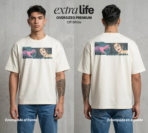 Cazadores de la Noche | El Primero en la Noche #01121 - Playera Oversized Premium | Off White - Foto en modelo