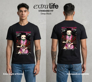 Cazadores de la Noche | El Bambu de la Noche #01137 - Playera Standard Fit | Deep Black - Foto en modelo