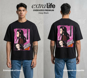 Cazadores de la Noche | La Demonia del Bien #01140 - Playera Oversized Premium | Deep Black - Foto en modelo