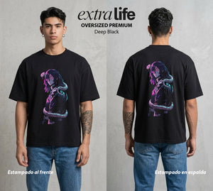 Cazadores de la Noche | El Pilar de la Serpiente #01165 - Playera Oversized Premium | Deep Black - Foto en modelo