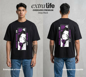 Cazadores de la Noche | Veneno Dulce #01184 - Playera Oversized Premium | Deep Black - Foto en modelo