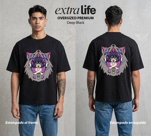 Cazadores de la Noche | El Jabalí del Monte Tamagotchi #01195 - Playera Oversized Premium | Deep Black - Foto en modelo