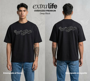 Cazadores de la Noche | Agua y Fuego del Sol #01203 - Playera Oversized Premium | Deep Black - Foto en modelo
