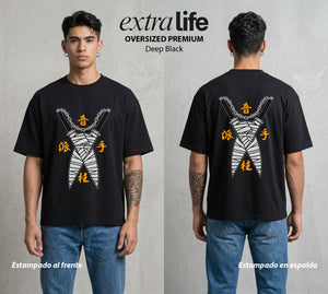 Cazadores de la Noche | El Dios del Entretenimiento #01240 - Playera Oversized Premium | Deep Black - Foto en modelo