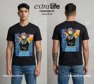 Cazadores de la Noche | Flamboyante y Letal #01243 - Playera Standard Fit | Deep Black - Foto en modelo