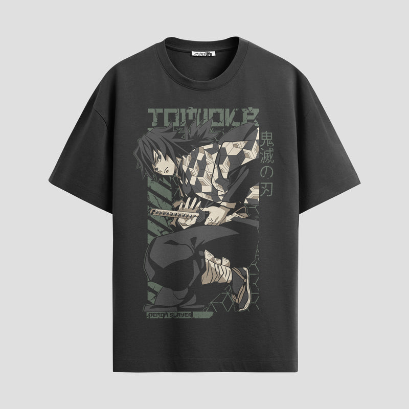 Playera urbana de anime y gaming ExtraLife MX, corte Standard Fit unisex ligero y transpirable en color Deep Black y Pure White, ropa de uso diario para gym y casual.