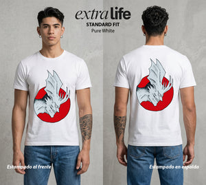 El Demonio Sensible | El Llanto del Demonio #01297 - Playera Standard Fit | Pure White - Foto en modelo