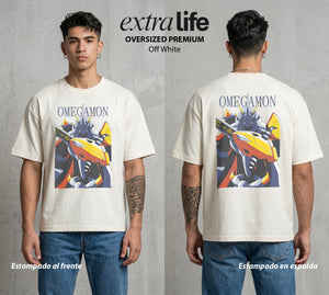El Mundo Digital | Digimon Omegamon #01318 - Playera Oversized Premium | Off White - Foto en modelo