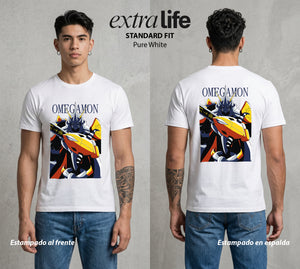 El Mundo Digital | Digimon Omegamon #01318 - Playera Standard Fit | Pure White - Foto en modelo