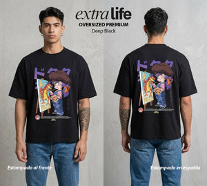 El Laboratorio Loco | La Robotita Traviesa #01341 - Playera Oversized Premium | Deep Black - Foto en modelo