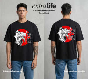 Unidad de Combate | El Gigante de Luz #01401 - Playera Oversized Premium | Deep Black - Foto en modelo