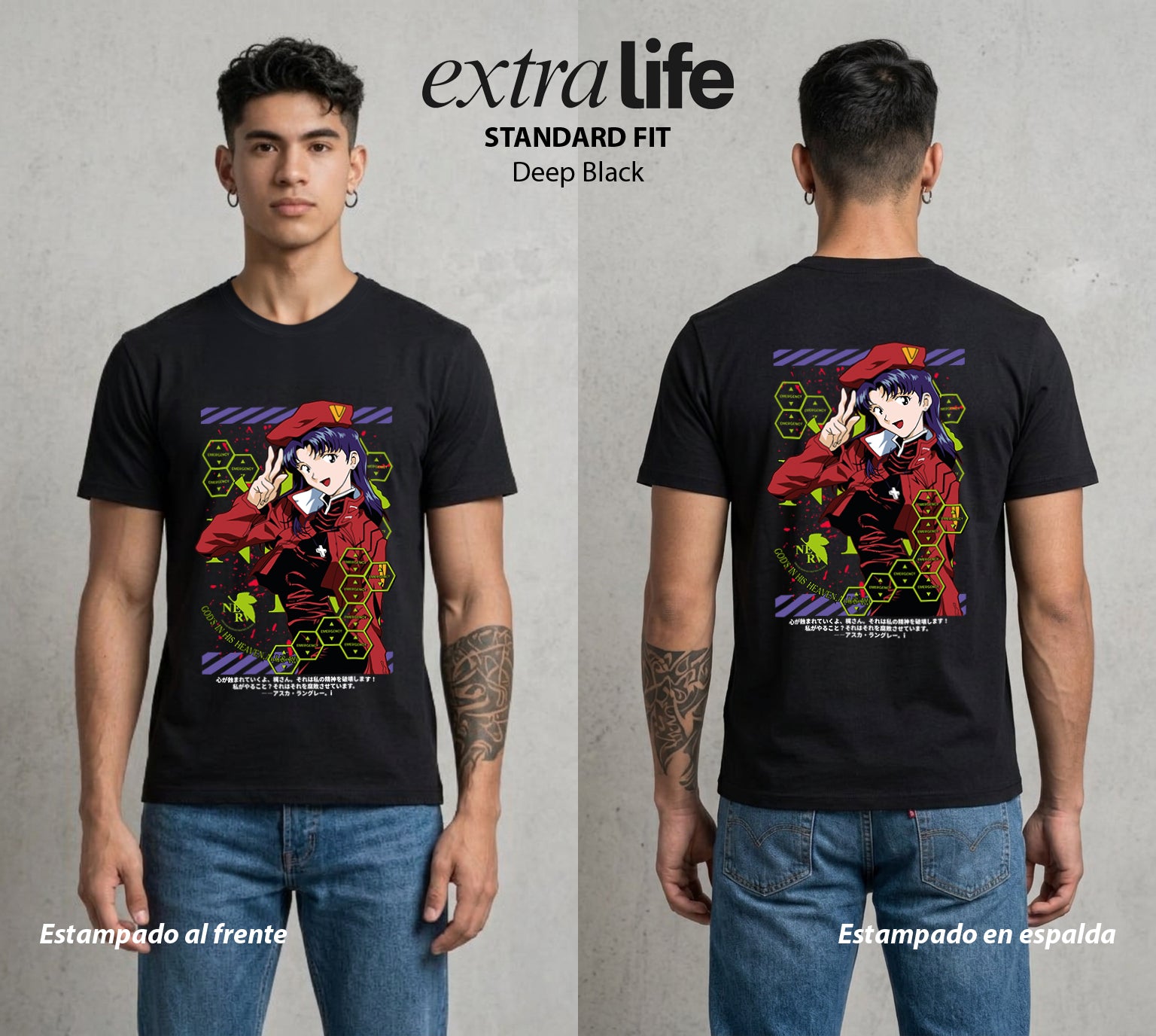 Unidad de Combate | La Capitana de Operaciones #01421 - Playera Standard Fit | Deep Black - Foto en modelo
