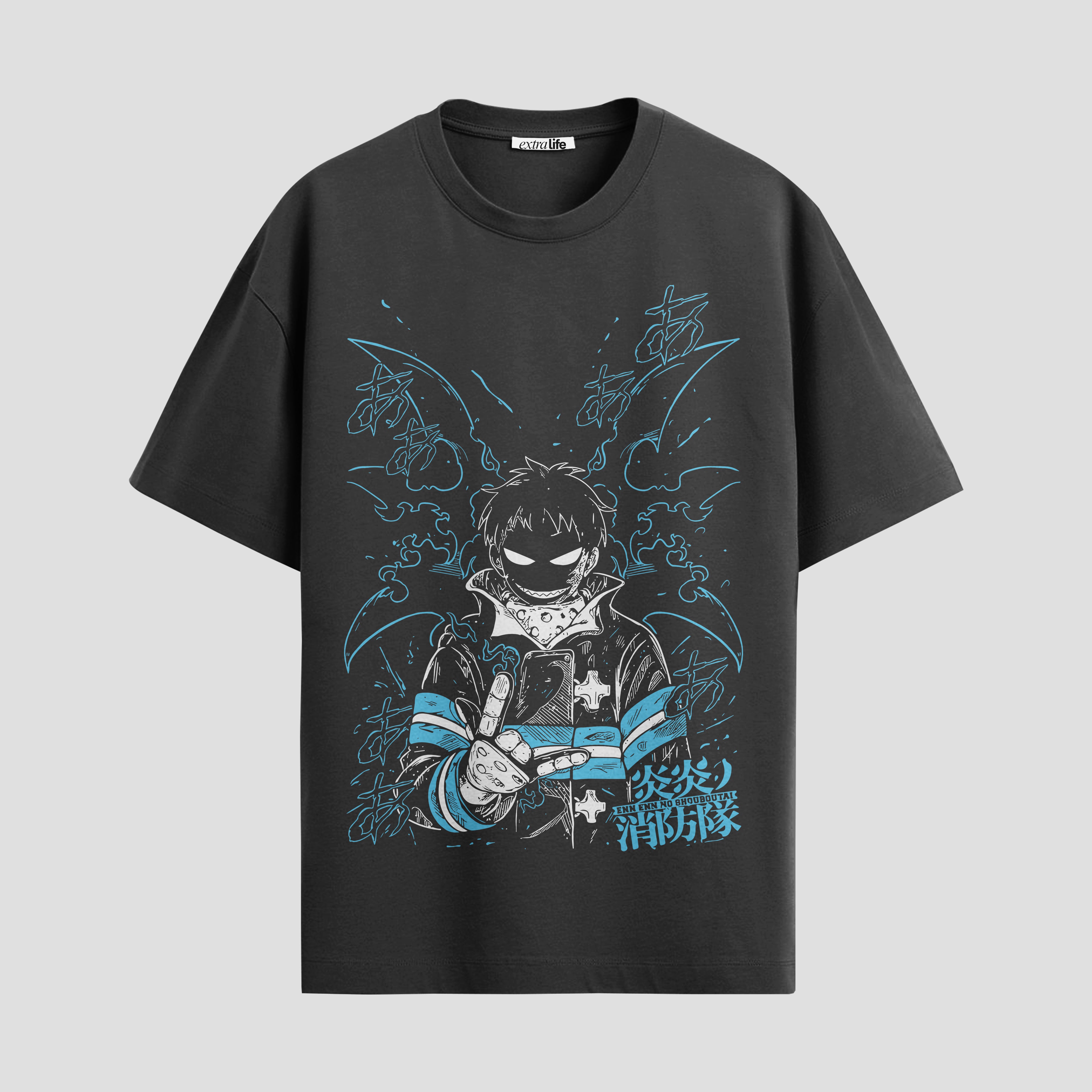 Playera urbana de anime y gaming ExtraLife MX, corte Standard Fit unisex ligero y transpirable en color Deep Black y Pure White, ropa de uso diario para gym y casual.