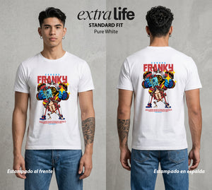 Mar de los Piratas | El Super Cyborg #01458 - Playera Standard Fit | Pure White - Foto en modelo