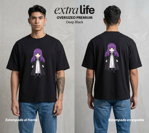 El Viaje sin Fin | Mil Anos de Memoria Chibi #01462 - Playera Oversized Premium | Deep Black - Foto en modelo