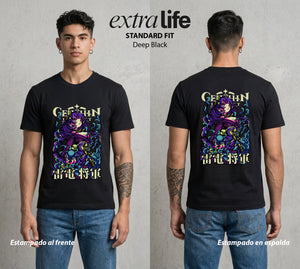 Los Viajeros del Teyvat | El Shogun del Eterno #01523 - Playera Standard Fit | Deep Black - Foto en modelo
