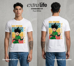 La Prueba del Cazador | El Niño de la Isla #01548 - Playera Standard Fit | Pure White - Foto en modelo