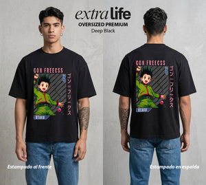 La Prueba del Cazador | La Naturaleza del Bien #01569 - Playera Oversized Premium | Deep Black - Foto en modelo