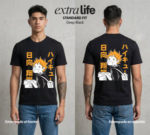 El Vuelo del Voleibol | El Amor Silencioso #01603 - Playera Standard Fit | Deep Black - Foto en modelo