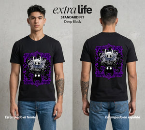 El Reino del Abismo | El Caballero del Abismo #01674 - Playera Standard Fit | Deep Black - Foto en modelo
