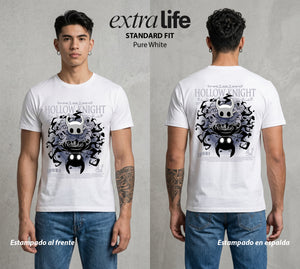 El Reino del Abismo | La Noche del Vacio #01677 - Playera Standard Fit | Pure White - Foto en modelo
