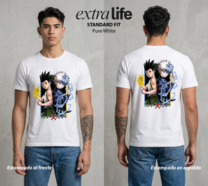 La Prueba del Cazador | El Mejor Amigo del Bien #01704 - Playera Standard Fit | Pure White - Foto en modelo