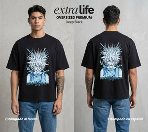La Prueba del Cazador | El Asesino del Rayo #01711 - Playera Oversized Premium | Deep Black - Foto en modelo