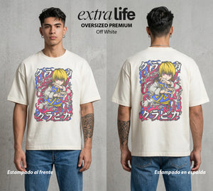 La Prueba del Cazador | La Venganza Escarlata #01723 - Playera Oversized Premium | Off White - Foto en modelo