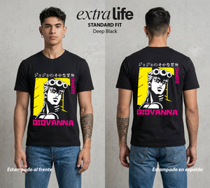 La Extrana Aventura | El Sueño Dorado #01752 - Playera Standard Fit | Deep Black - Foto en modelo