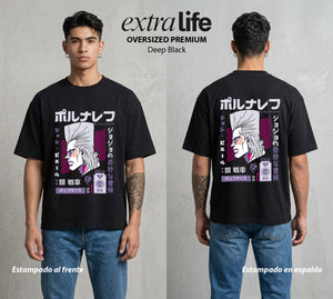 La Extrana Aventura | Plata del Honor #01756 - Playera Oversized Premium | Deep Black - Foto en modelo