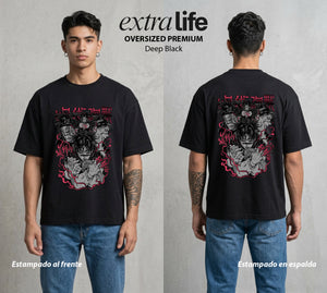 El Arte de las Maldiciones | El Sanguíneo del Bien #01814 - Playera Oversized Premium | Deep Black - Foto en modelo